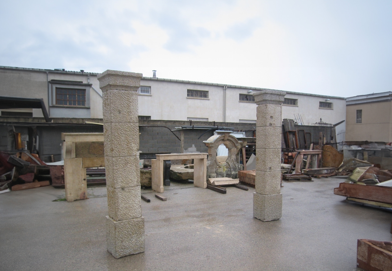Fabrication d'une paire de pilier en pierre froide